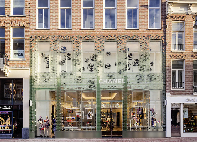 Delo Adhesives: - Glass bricks make facade of Chanel Store in Amsterdam  unique - GW News