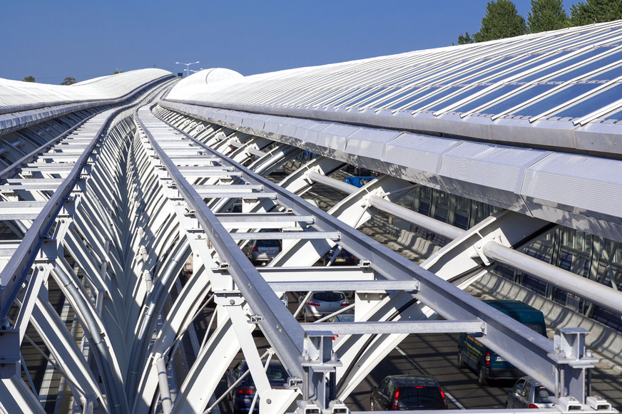 The Light Roof is left open in parts at the top: Approximately 15% of the surface area is not glazed.