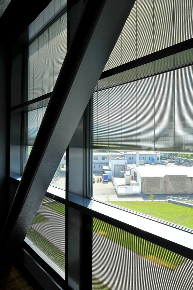 New laboratory building at Fraunhofer ISE: Seminar room with building-integrated photovoltaics (BIPV), partly transparent PV module with angularly selective transmission (PV Shade). Fraunhofer ISE