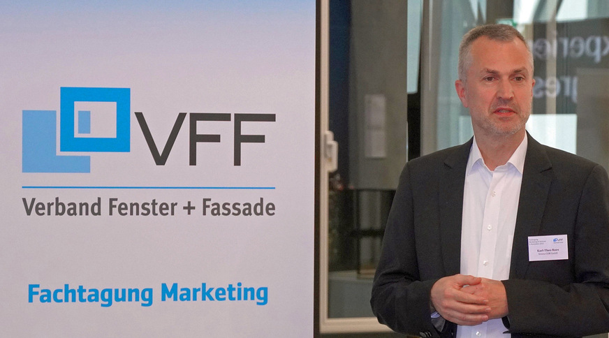 Karl-Theo Roes is the founder and managing director of fenzta COM GmbH