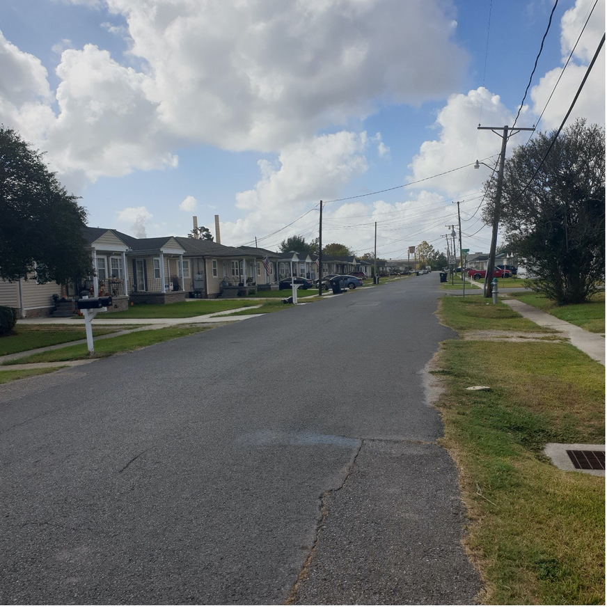 A typical US suburb with single-family homes as far as the eye can see.