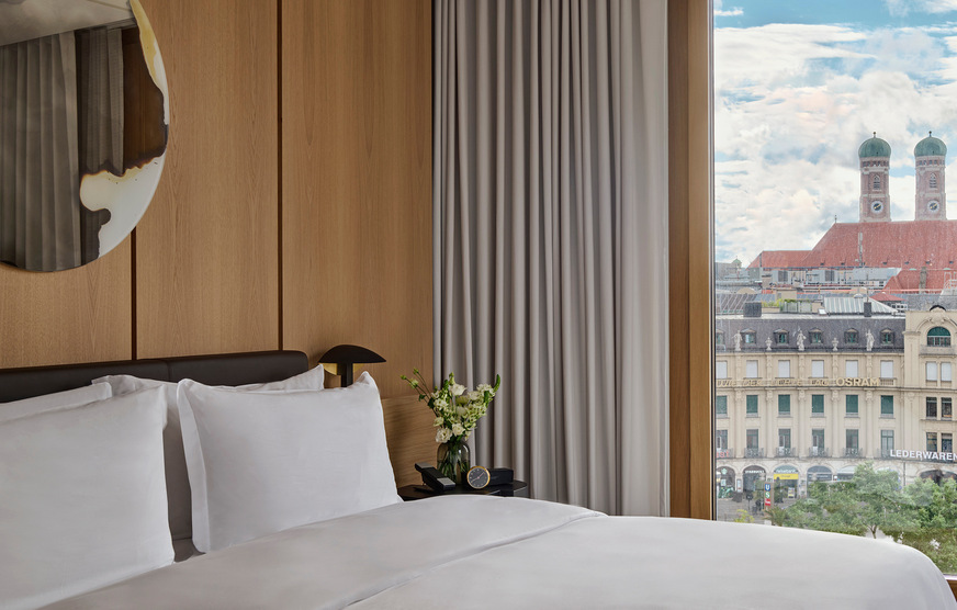 With sound insulation of over 50 dB, a good night's sleep is assured, even directly on Karlsplatz in the heart of Munich.