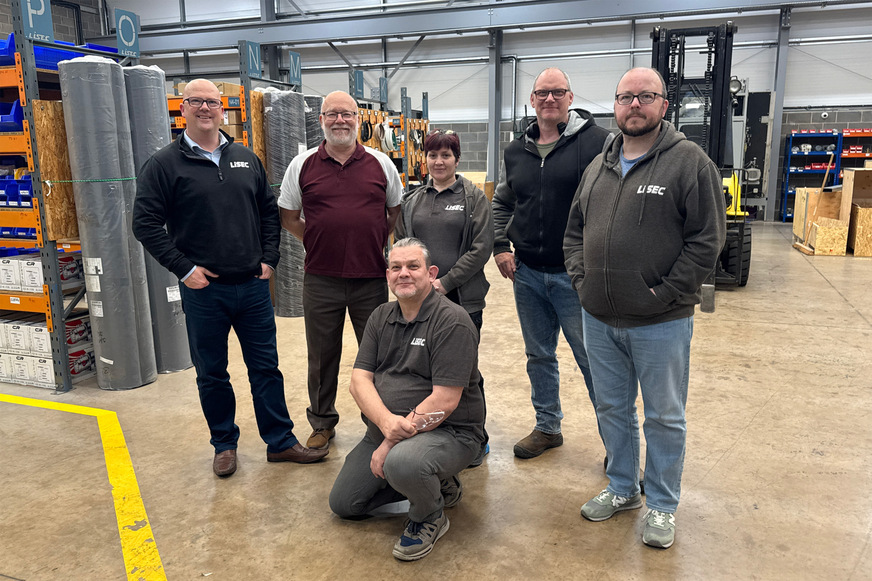 From left to right: Brett Bedford, Vinny Kirkland, Ruth Jones, Anthony Auger, Patrick Edwards; in front: Mark Palin.