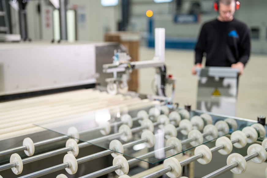 Today, Baros Vision manufactures high-quality LSG panes in-house.