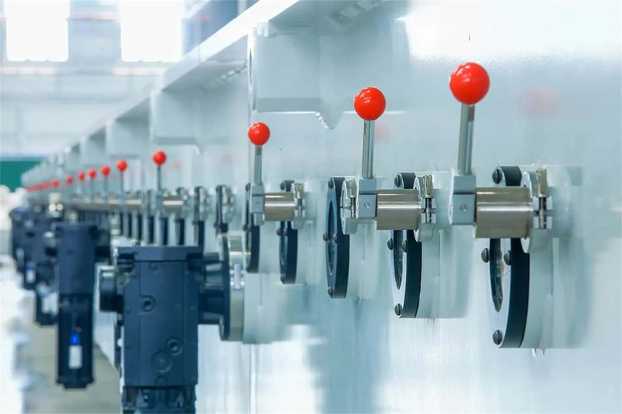 The new coating line at the Northglass plant.