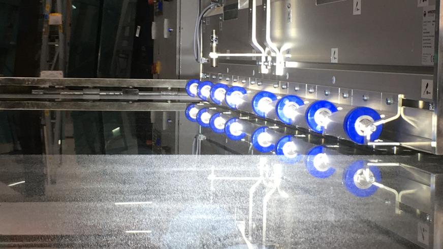 The cleaning effect of the Tornado Channel is clearly visible in the rear area of the image—the release powder is almost completely removed.