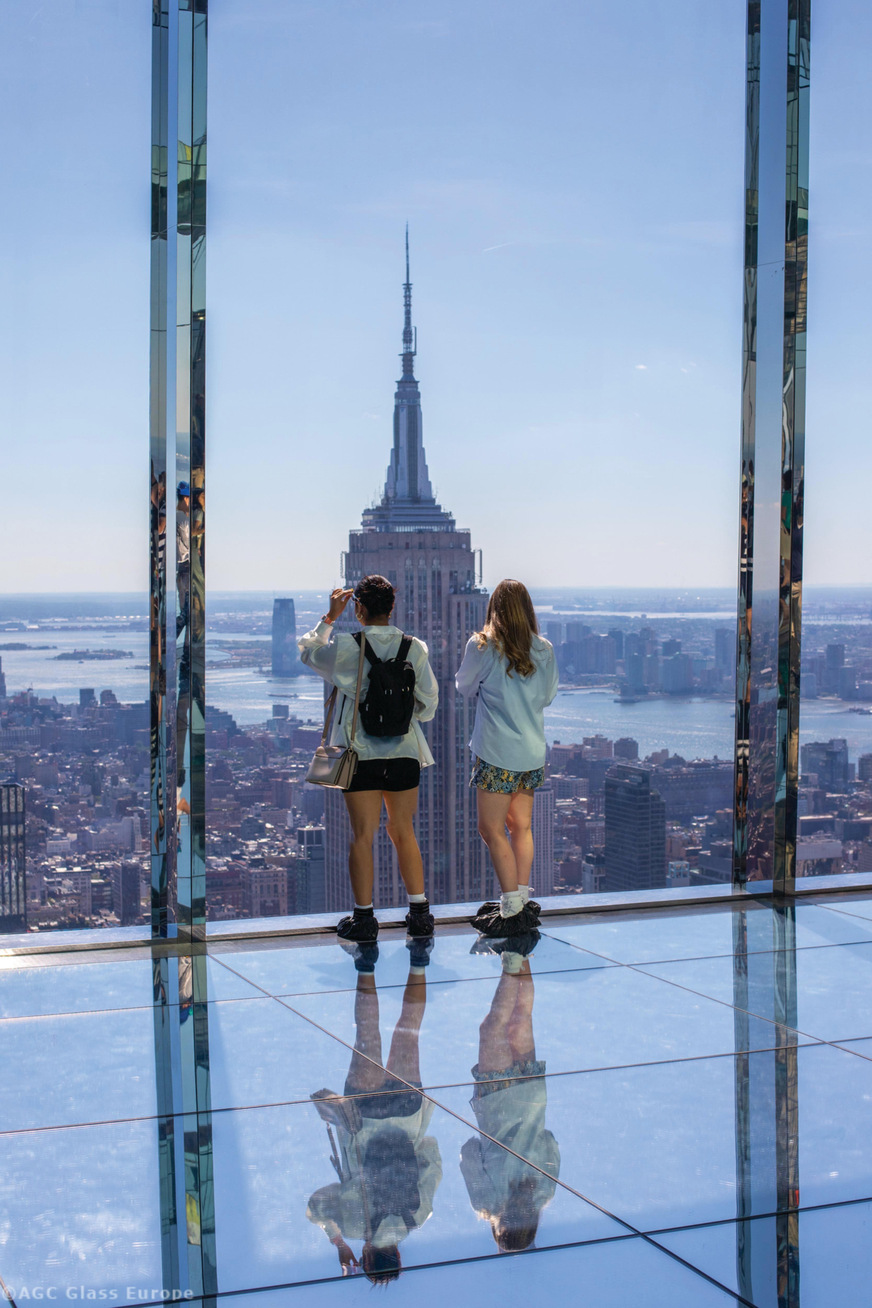Die Aussichtsplattform „Summit One Vanderbilt“ bietet einen spektakulären Ausblick über New York – dank Clearsight ohne störende Spiegelungen.