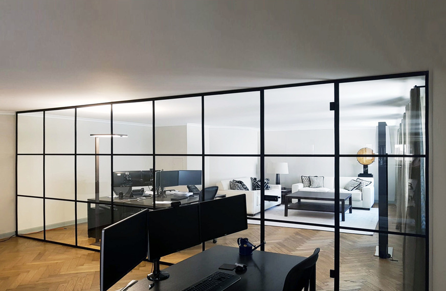 With the Office glass partition wall systems from Längle Glas System, C.R. Laurence offers a visually appealing solution for interior design.