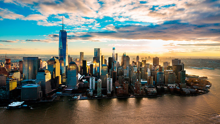 The famous Lower Manhattan Skyline of New York.