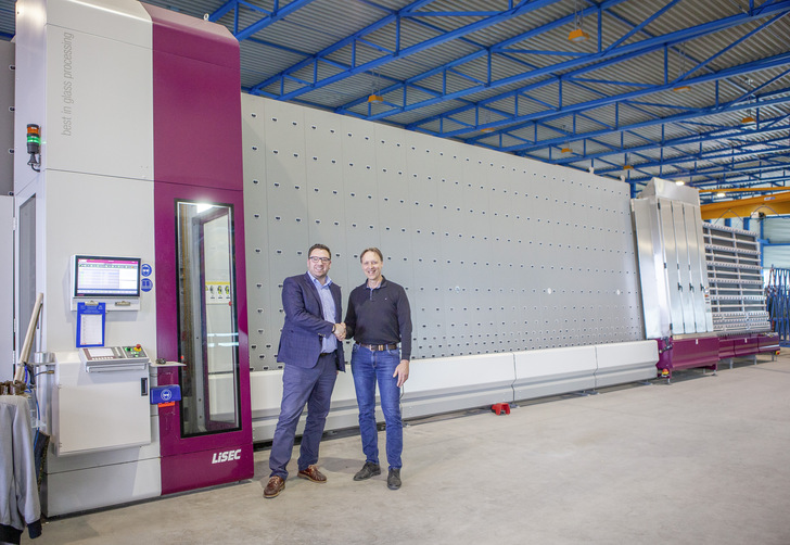 Klaus Grabenschweiger, Regional Sales Manager at Lisec, and the younger Otmar Lang of Glas Lang GmbH.