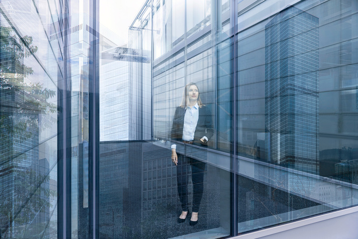 The sedak isosecure safety glass is bullet-resistant in the classes BR2 NS to BR7 NS and even resists shots with hard-core ammunition as well as having some fire-protection qualities.