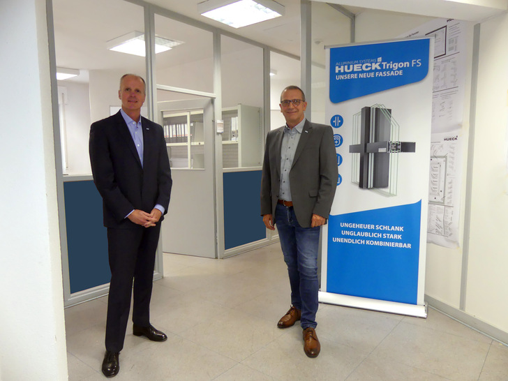 Thomas Polonyi, Managing Director of the Hueck Group (l.) and Bernd Durner, Hueck National Sales Manager.