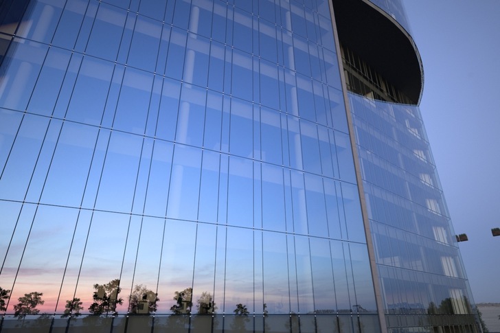 AGC Interpane's new Stopray Vision 70 solar control glass combines effective solar control with high daylight transmission. - © AGC Glass Europe
