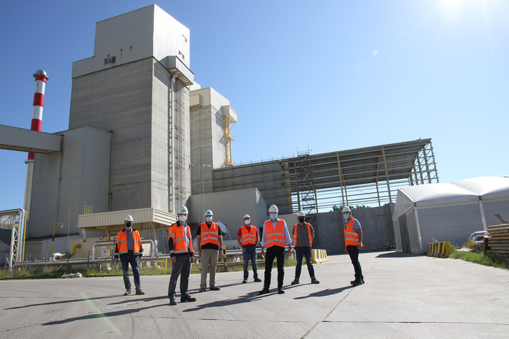 The plant, hosting two float lines, two coater lines and a lamination line, produces a variety of coated glass products as well as laminated glass for residential and commercial applications.