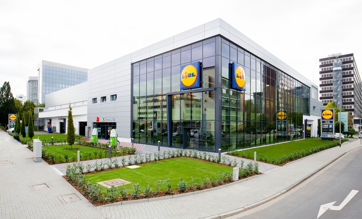 Here is the first Lidl store to have been fitted with switchable glass from SageGlass. - © Lidl
