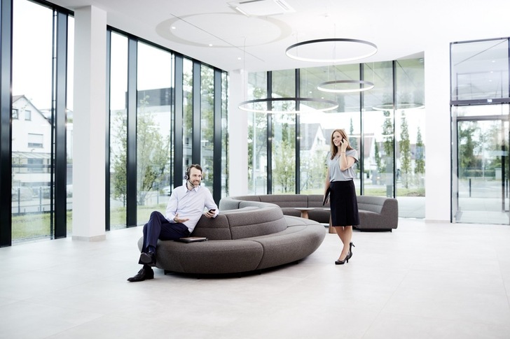 The structure of the special coating of arconnect makes it permeable to mobile phone signal and thus facilitates the use of mobile devices inside of buildings.