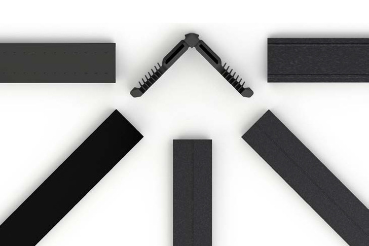 EK's nylon corner brackets ensure that the sealing of warm edge spacers at the joint is secure and that the application of the butyl as the primary sealant is even and without separating the butyl thread.