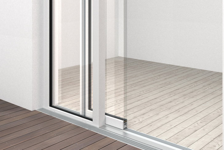 The new absolutely level system floor threshold from Gugelfuss puts an end to dangerous tripping hazards. - © Gugelfuss
