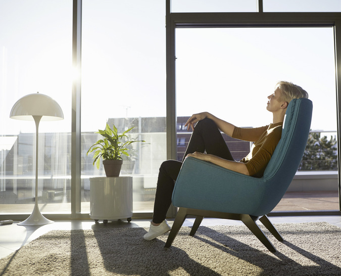 The extra-light insulating glass Climatop Eclaz Solar Extra Light weighs around 30% less than standard triple IGU.