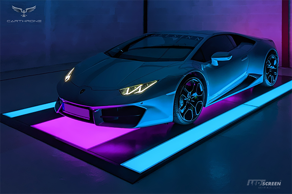 Attractively presented: CarThrone's sports car on its coloured glass base by Kuzman.