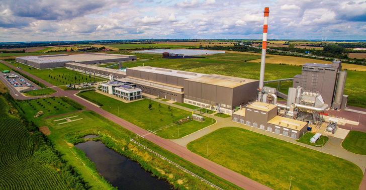  The new LSG production line makes the AGC plant in Osterweddingen a fully integrated site.