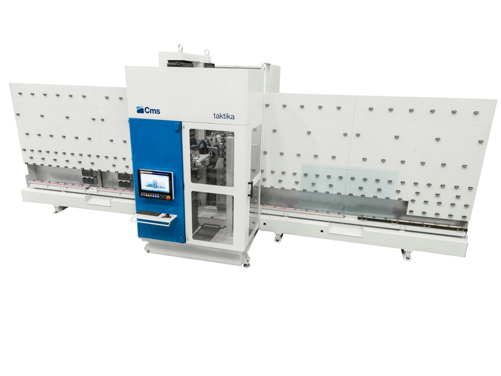 The compact, vertical CNC centre Taktika from CMS  - © CMS
