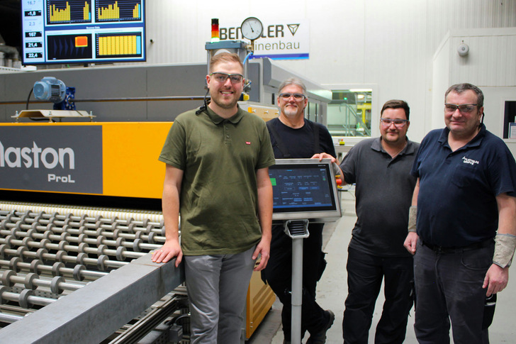 From left: Martin Geiss, Technical Manager; Martin Hammerl, Maintenance; Alexander Frey, Production Level Manager and Thomas Riedl, Production at FLACHGLAS Wernberg GmbH