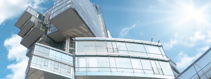 Ambitions do not necessarily require a huge financial investment. There are alternative solutions.