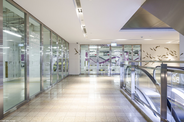 The 10-year warranty applies to Pyrobel and Pyrobelite fire resistant glass from AGC with an invoice date of 1 January 2020 of later.