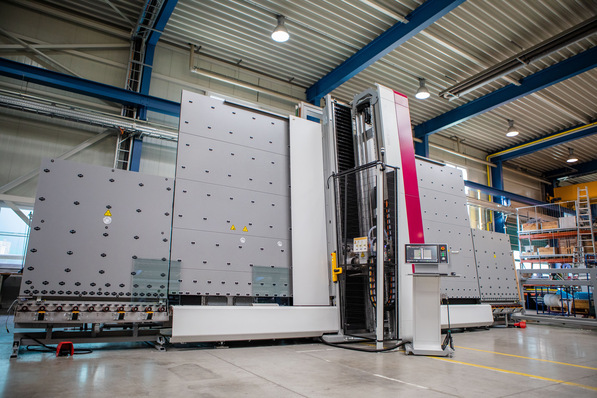 Edge seam and grinding machine — KSD-A with LiTEC slider technology for special edge processing.