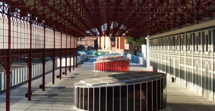 Leon's High-Speed underground rail line ‘breathes’ through these 11 luminous and kaleidoscopic skylights with Vanceva coloured interlayers.