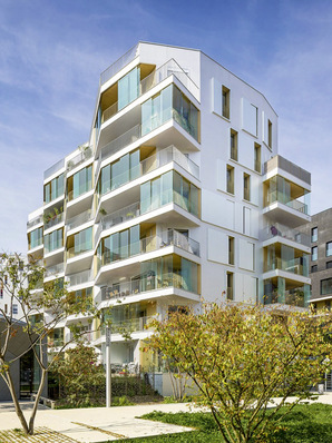 In the heart of the new Parisian quarter ZAC Seguin Rives de Seine, living space with 46 flats and studios was created on 7 floors. 
