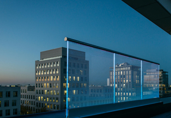 The combination of laser-processed glass, LED technology and high-quality hardware components make Semco B-Lux and G-Lux spectacular highlights.