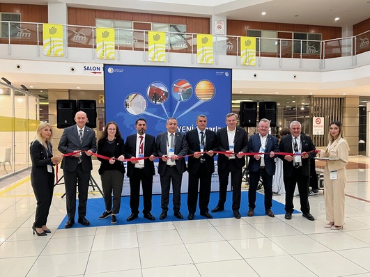 Ceremonial opening of R+T Turkey in the entrance area between Halls 9 and 10.