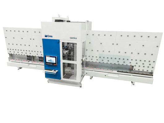The compact, vertical CNC centre Taktika from CMS 