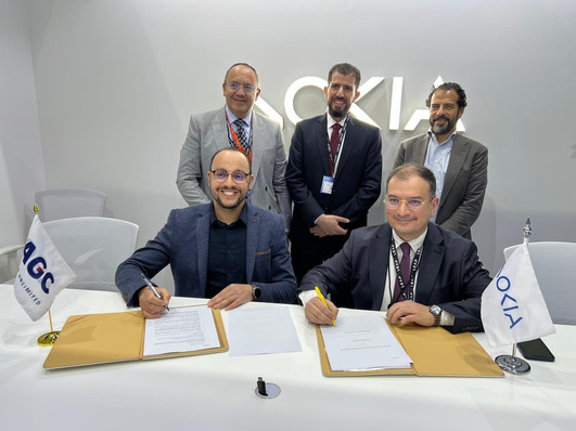 In the photo: (seated) Haitham Baba (Nokia) and Rafik Addaci (AGC) - (standing) Amr Youssef (Nokia), Ahmad Alshaer (Nokia) and Sinan Daqa (Nokia)